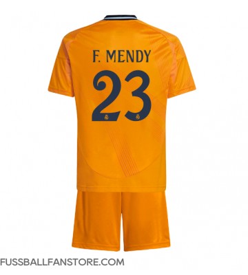 Real Madrid Ferland Mendy #23 Replik Auswärtstrikot Kinder 2024-25 Kurzarm (+ Kurze Hosen)